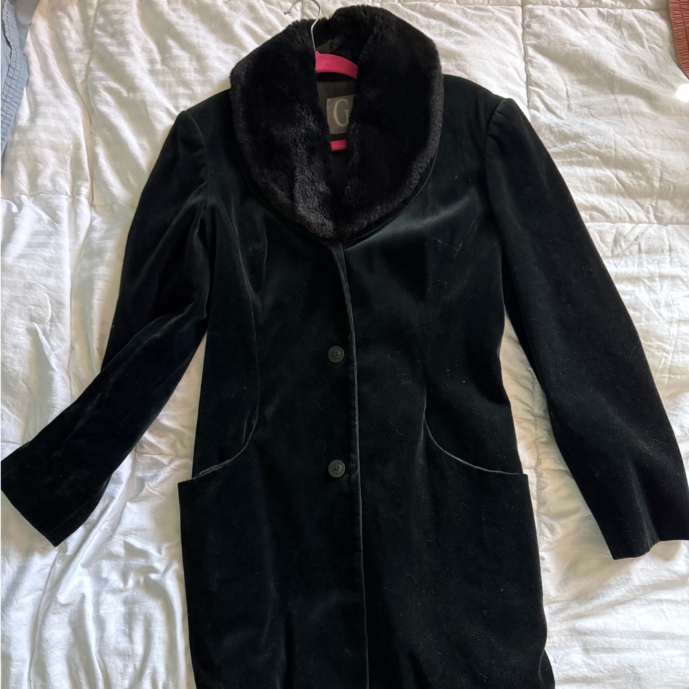 GC Collection Black Coat with Fur Collar